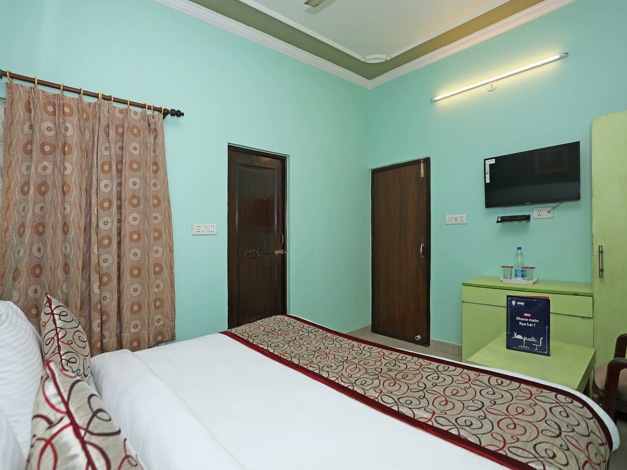 Oyo 11312 Aero Capital Hotel New Delhi Exterior foto